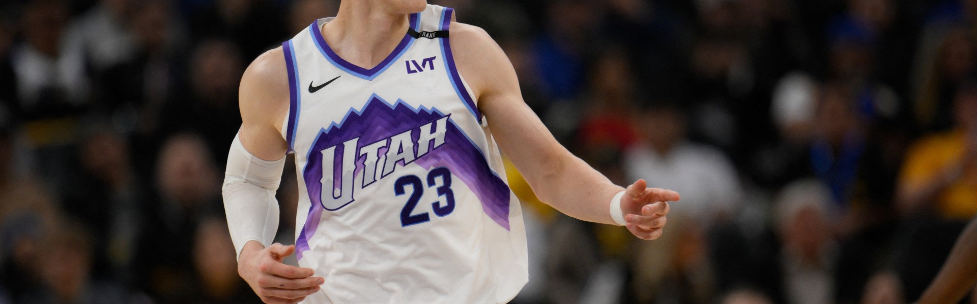 蓝鲸体育APP-爵士明日战马刺 马尔卡宁非伤病原因缺阵 基昂特·乔治出战成疑