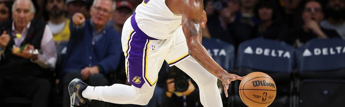 蓝鲸体育直播-东契奇和詹姆斯爆发创纪录，湖人角色球员也大放异彩，开始变好了|投篮|鹈鹕|NBA常规赛|新奥尔良鹈鹕队|沙奎尔-奥尼尔_新浪新闻