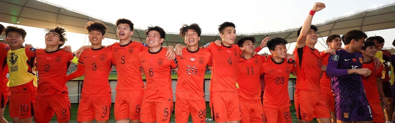 蓝鲸体育官网-苏东：今晚U23国足不要打对攻，要贯彻大脚加身体&amp;amp;二点加定位