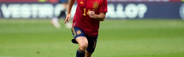 蓝鲸体育直播-恩里克换掉加亚引争议 瓦伦西亚名宿鸣不平