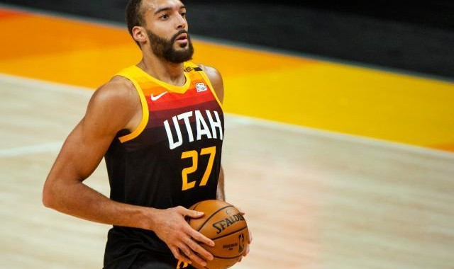 蓝鲸体育-戈贝尔有大目标！防守高阶数据比魔兽大本更出彩